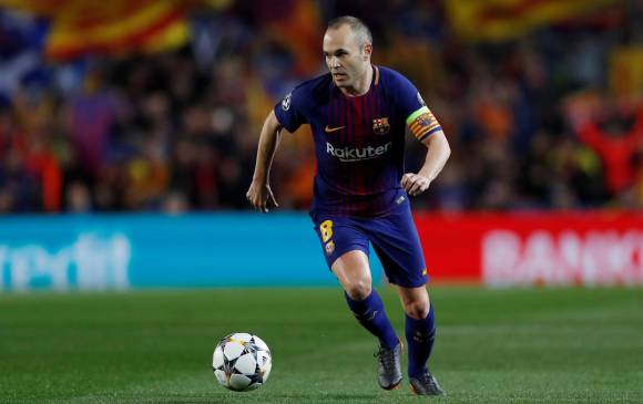 Andrés Iniesta se convirtió en 2015 en capitán del Barcelona con el que acumula 30 trofeos