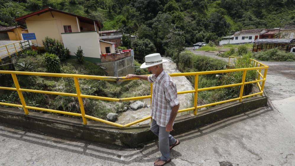 El pasado 18 de mayo se cumplieron tres años de esta tragedia natural. Para la reconstrucción del pueblo, y la reubicación de los afectados, fueron edificadas 300 viviendas, de las cuales la Nación entregó 278 y el sector privado, 30. Así luce ahora el municipio de Salgar, Suroeste antioqueño. FOTO: MANUEL SALDARRIAGA QUINTERO
