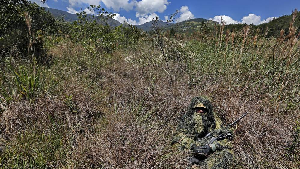 Los tiradores de alta precisión tienen la misión de aproximarse al objetivo sin ser detectados, para recopilar información en el frente de la avanzada /Henry Agudelo.