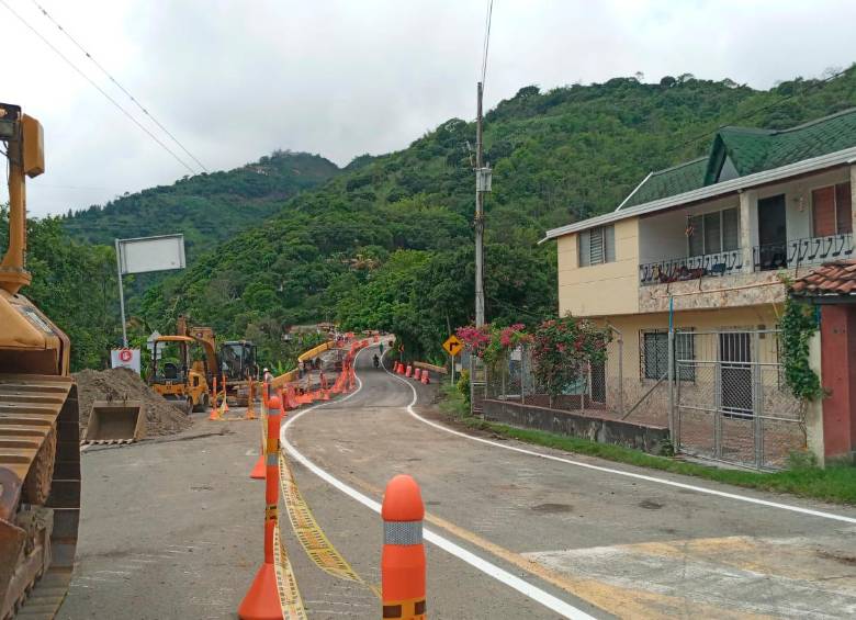 Las restricciones para vehículos de carga pesada se mantienen. FOTO: CORTESÍA
