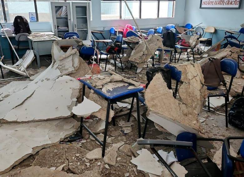 El Dagrd indicó que al sitio se despachó una máquina de bomberos con cuatro rescatistas para la atención de la emergencia. Foto: cortesía Denuncias Antioquia