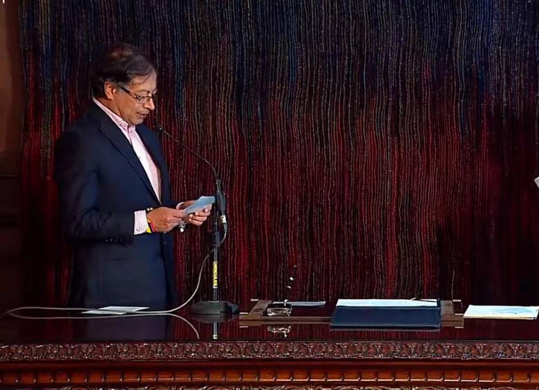 Petro posesionó a la nueva ministra después de recibir una terna del Partido de la U. FOTO: Presidencia