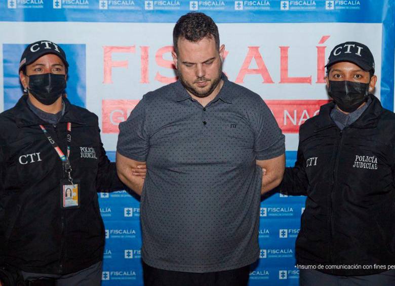 A John Poulos le imputaron los delitos de feminicidio agravado y ocultamiento, alteración y destrucción de elementos probatorios. FOTO: CORTESÍA FISCALÍA