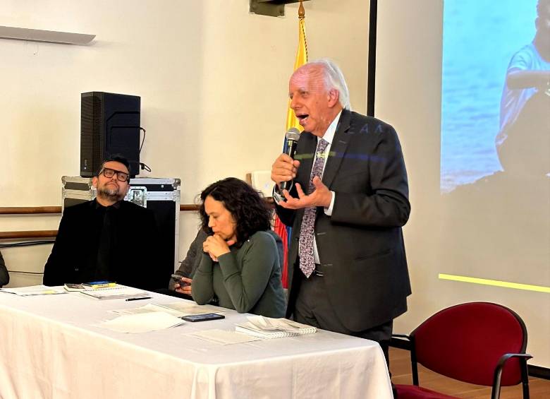 El minisitro encargado, Ignacio Zorro, es uno de los pianistas mejor preparados del país. FOTO: TOMADA DEL TWITTER DE @mincultura