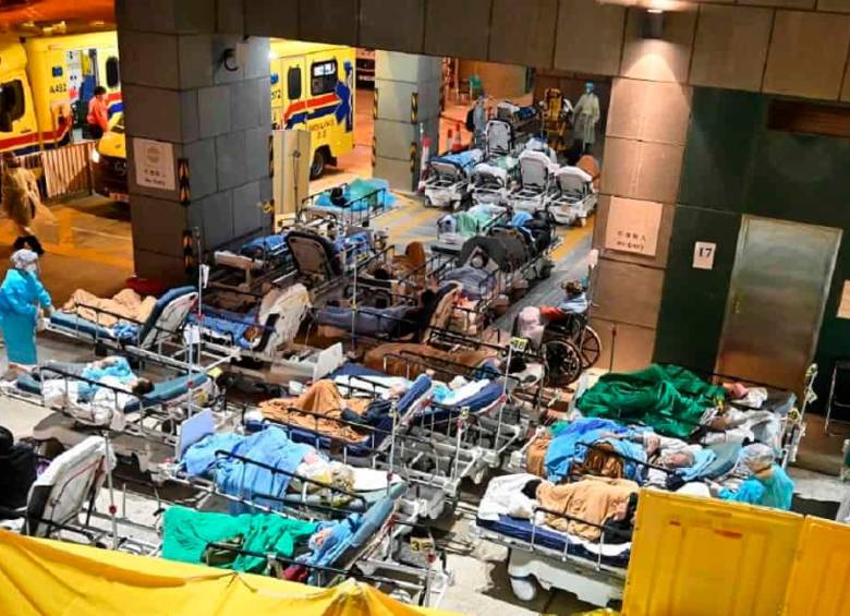 Hospitales de Hong Kong no dan a basto con su capacidad. FOTO EFE.