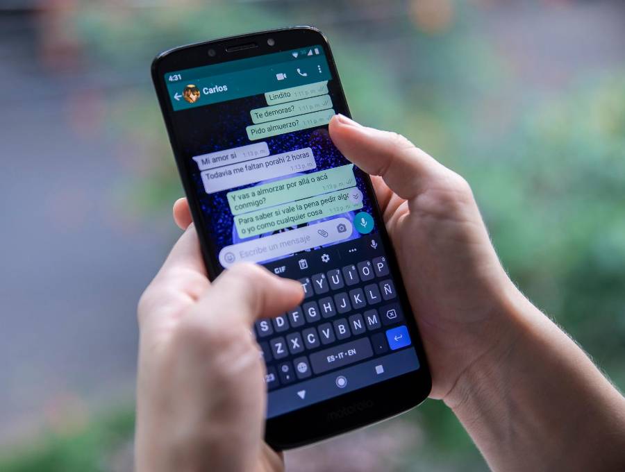 Conozca los celulares en los que dejará de funcionar WhatsApp desde este primero de abril. FOTO Carlos Velásquez