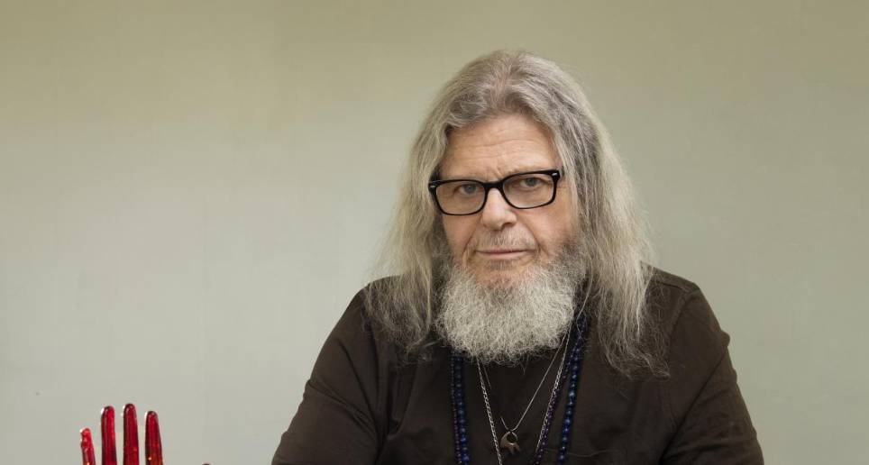 Gustavo Santaolalla tiene 71 años, es el creador de la música que se escucha en la serie The Last of Us. FOTO Cortesía HBO Max