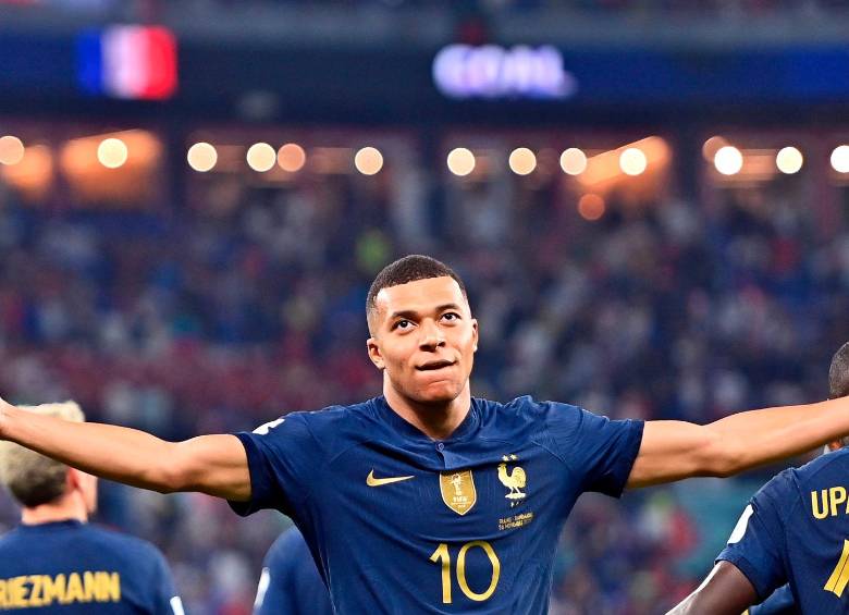 Francia venció 2-1 a Dinamarca y avanzó a la siguiente ronda. FOTO EFE