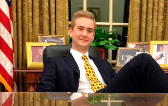 Biden llama “estúpido hijo de puta” a un periodista de Fox News