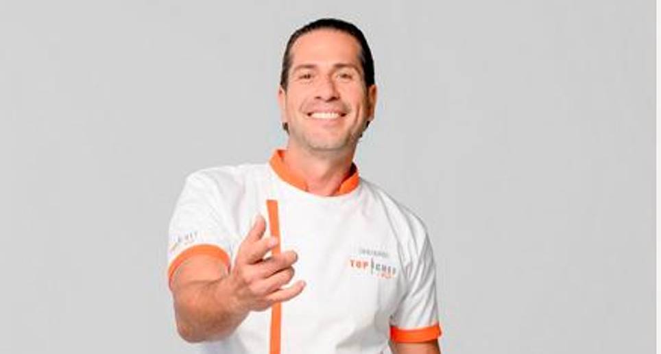 Gregorio Pernía es uno de los participantes reality Top Chef VIP, que emite Telemundo Internacional y que presenta la también colombiana Carmen Villalobos. FOTO Cortesía Telemundo Internacional