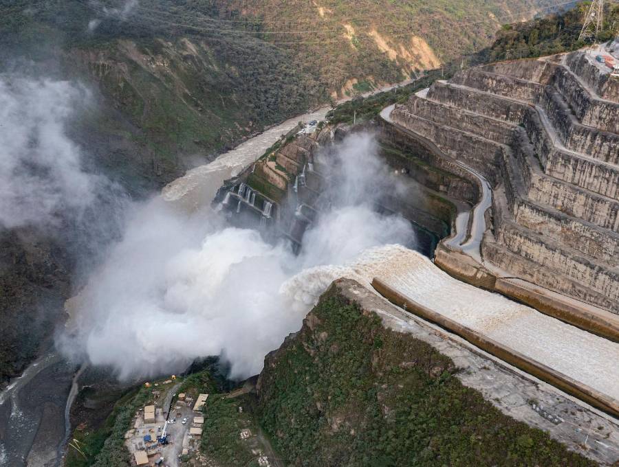El vertedero de Hidroituango es una de las obras terminadas que quedó con cobertura en la póliza contratada con la Previsora. FOTO: MANUEL SALDARRIAGA