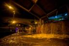 Durante la mañana de este jueves, pese a que la mayor parte del agua ya había sido drenada, las autoridades aún adelantaban labores de limpieza. Foto : Camilo Suárez Echeverry