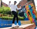 Edwin Viviero, Deivy Exótico, tiene 27 años y desde niño se dedica al baile. En TikTok está próximo a alcanzar los dos millones de seguidores. FOTO Esneyder Gutiérrez