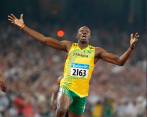 Usain Bolt es reconocido en el mundo por tener los récords mundiales y olímpicos en las pruebas de 100 y 200 metros planos. FOTO: ARCHIVO Getty