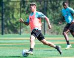 Jorge Carrascal trabaja arduamente en los entrenamientos de la Selección en Estados Unidos para tener la oportunidad. FOTO fcf 