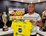 El delantero del Real Cartagena, Rafael Santos Mercado Cerra, fue herido en un ataque sicarial mientras esperaba turno en una barbería, cerca a su casa. FOTO TOMADA REAL CARTAGENA