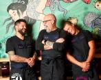  Juan Sebastian Marin, Rob Pevitts y Mateo Ríos son el equipo detrás de X.O. en Medellín, número 59 entre los 100 mejores restaurantes de América Latina. 