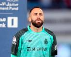 El arquero de 34 años de edad estará por fuera de las canchas por lo menos dos meses. FOTO: TOMADA DE TWITTER @AlNassrFC_EN