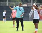 Carlos Paniagua fue el entrenador subcampeón de la Liga Femenina de 2019 con el Deportivo Independiente Medellín Formas Íntimas. 