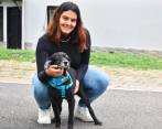 Juliana Hernández Galeano es la adoptante de Lennon, quien fue rescatado por abandono en el corregimiento de Altavista hace 12 años, cuando apenas tenía 25 días de nacido. FOTO CORTESÍA