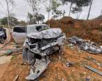 Así quedó el vehículo en el que, al parecer, viajaba el alcalde de Remedios. FOTO CORTESÍA DENUNCIAS ANTIOQUIA