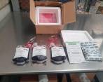 Las tres bolsas fueron encontradas en una caja de cartón, en una bodega de una empresa de envíos. FOTOS Cortesía