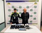 Diego León Osorio fue capturado, en esta oportunidad, por intentar llevar estupefacientes en unos tenis rumbo a España. FOTO: CORTESÍA