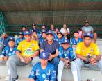 Este es el grupo que representa a San Andrés en el béisbol del Festival de Festivales. FOTO Cortesía Los paisitas