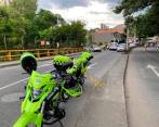 Las autoridades están a cargo de la inspección en el sitio donde ocurrió este hurto y posterior asesinato en el barrio Santa Ana, de Bello. FOTO: ANDRÉS FELIPE OSORIO GARCÍA