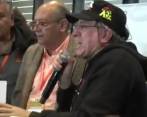 A la izquierda de camisa rosada, Carlos Rivas, presidente de Fecode. En el lado derecho con gorra negra, el asistente que sostuvo la discusión. FOTO: Pantallazo video oficial Youtube Fecode 