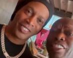 El “Tino” aprovechó la visita de Ronaldinho a Colombia para grabar un video apoyando a Rodolfo Hernández. FOTO: CAPTURA DE VIDEO