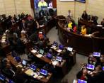 Con esta decisión queda derogado el decreto 1546 de 2022, con el que se reajustó el salario de los congresistas un 2,16 %, que correspondió a un aumento de $898.313. 