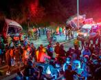 Agentes de la Seccional de Tránsito y Transporte de la Policía Antioquia y los Bomberos de Copacabana, Bello y Guarne acudieron al sitio para atender el accidente. FOTO: ESNEYDER GUTIÉRREZ
