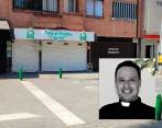 En este establecimiento del sector de La 70 murió el padre Javier Eduardo González Pertuz (detalle). Allí llegó en compañía de un hombre, quien se fue cuando estaba inconsciente en una mesa. FOTOS: ANDRÉS GARCÍA HERNÁNDEZ Y CORTESÍA