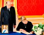 La primera dama asistió a los funerales de la reina Isabel II junto al canciller Álvaro Leyva. FOTO: CORTESÍA