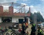 Esta fue la propiedad intervenida en la vereda Barro Blanco este martes. Fue demolida por varias irregularidades en su construcción. FOTO: CORTESÍA