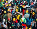 En diciembre pasado, el presidente Petro anunció un polémico aguinaldo para excarcelar a procesados por delitos durante el Paro Nacional de 2021, entre ellos, integrantes de la Primera Línea. FOTO: MANUEL SALDARRIAGA