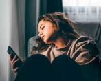 Los niños y adolescentes son los más propensos caer en las oscuras dinámicas de las redes sociales. FOTO: GETTY