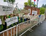 Colaboradores de Nutresa exigieron respeto por la administración de la empresa de alimentos. FOTO ESNEYDER GUTIÉRREZ
