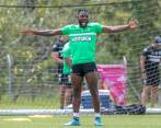 El lateral izquierdo, Álvaro Angulo, es de los más alegres del plantel verdolaga, y en su posición tiene una sana competencia con Danovis Banguero. FOTO Juan Antonio Sánchez
