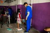 Con los controles de salud se quiere tener un panorama completo de la salud de cada uno para poder brindarles cuidados y evitar brotes de enfermedades. Foto: Carlos Velásquez 