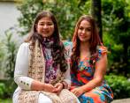 La alcaldesa Astrid Chavarría Correa (izquierda) y su hermana Mildrey Chavarría Correa, quien es la primera dama, trabajan con empeño por la equidad de género en Toledo. FOTO camilo suárez