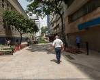 Paso a paso se va dotando al Centro de nuevos espacios y recuperando zonas para la caminabilidad del peatón, como se dio en el Pasaje La Bastilla. FOTO JULIO CÉSAR HERRERA