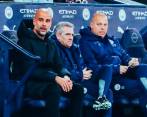El técnico Pep Guardiola y su asistente Juan Manuel Lillo iniciaron su aislamiento tras dar positivos para covid-19. FOTO TOMADA DE TWITTER @MANCITYES