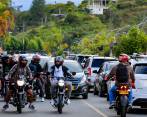 El descuento del Soat cobija a las motocicletas con un cilindraje de hasta 200 centímetros cúbicos, taxis, microbuses urbanos, vehículos de negocio, servicio público urbano, buses, busetas y vehículos de servicio público intermunicipal. Foto: Jaime Pérez 