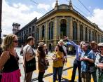 Escritores invitados al Hay Festival Medellín, recorrieron el corazón de la ciudad