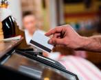 En el país hay más de 16 millones de tarjetas de crédito vigentes con tasas de interés superiores a 40%. FOTO archivo