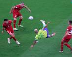 En la imagen el segundo gol de Richarlison, la mejor anotación en lo corrido del Mundial. FOTO EFE