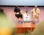 Reflexiones de Serge Haroche sobre la luz en su visita a Medellín