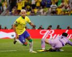 Richarlison está a dos goles del máximo anotador en Qatar, el francés Kylian Mbappé, que suma 5. FOTO EFE